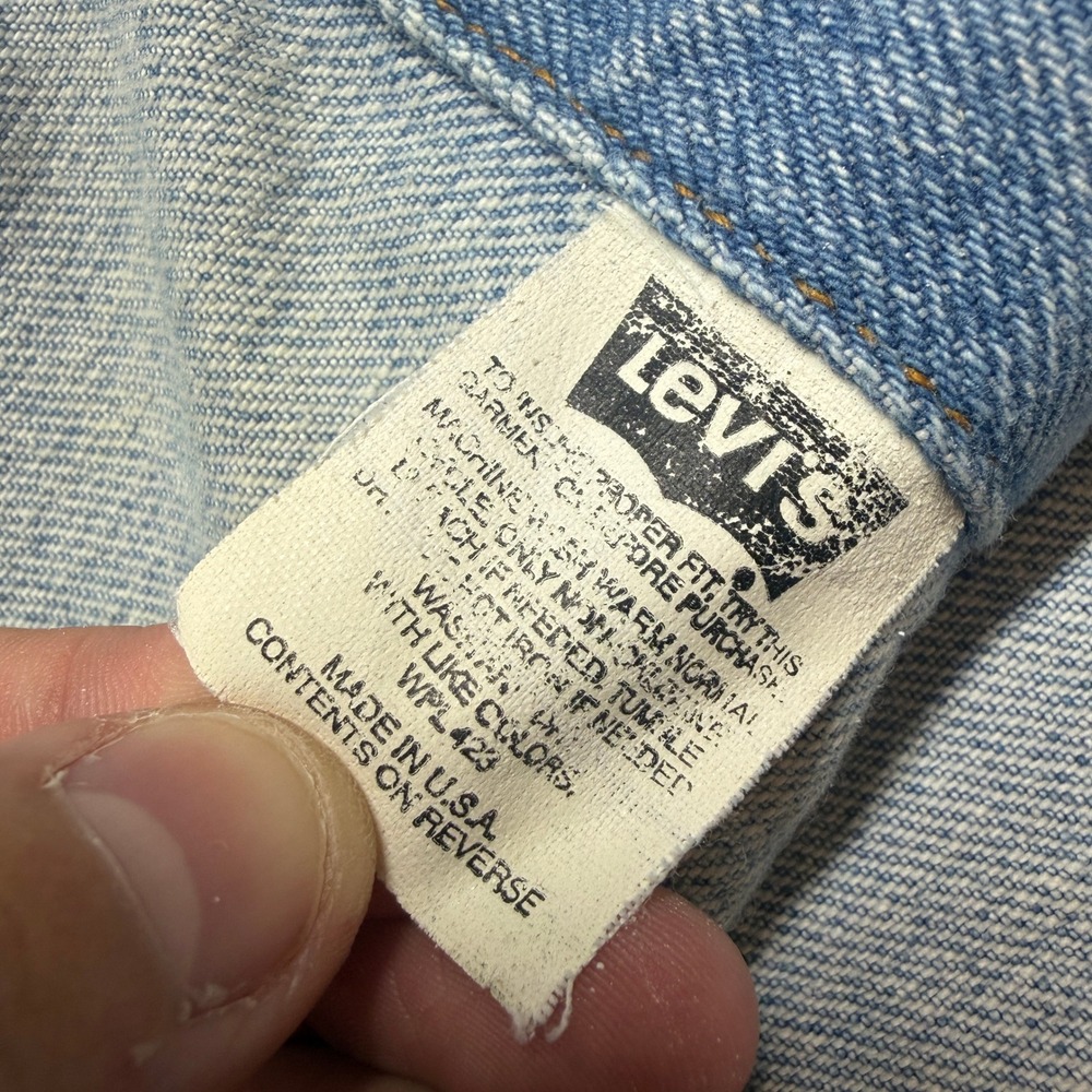 Vintage Levi's Denim Trucker Jacket Light Wash 90s Made in USA 70507-4834 XL - Picture 6 of 10